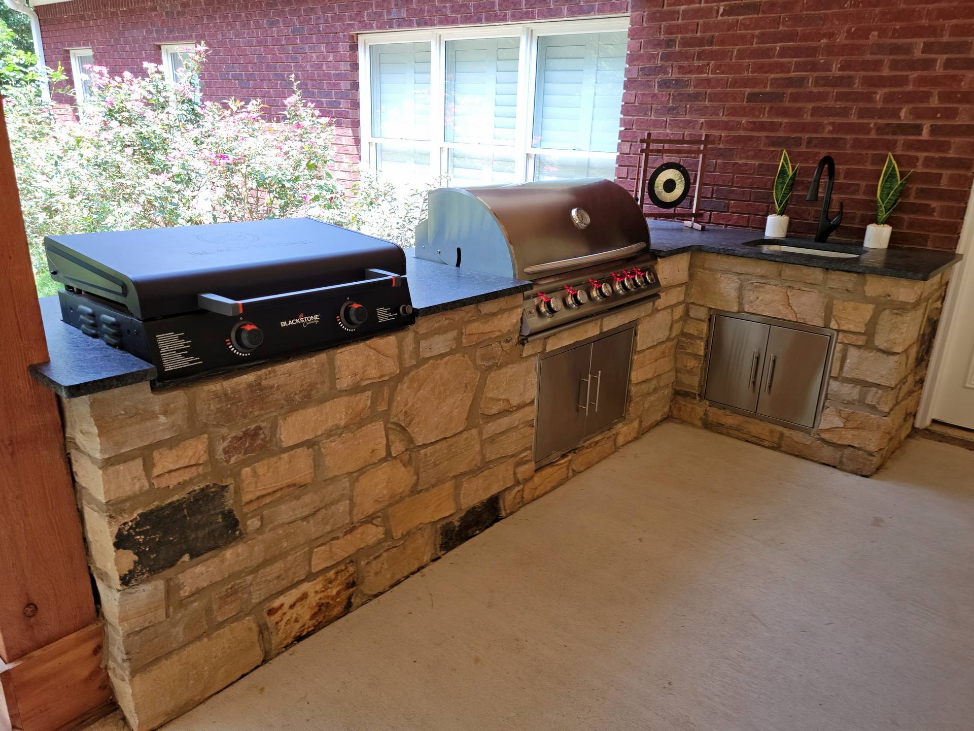 Custom Outdoor Kitchens Builder in Birmingham AL Bama Exteriors eFHD