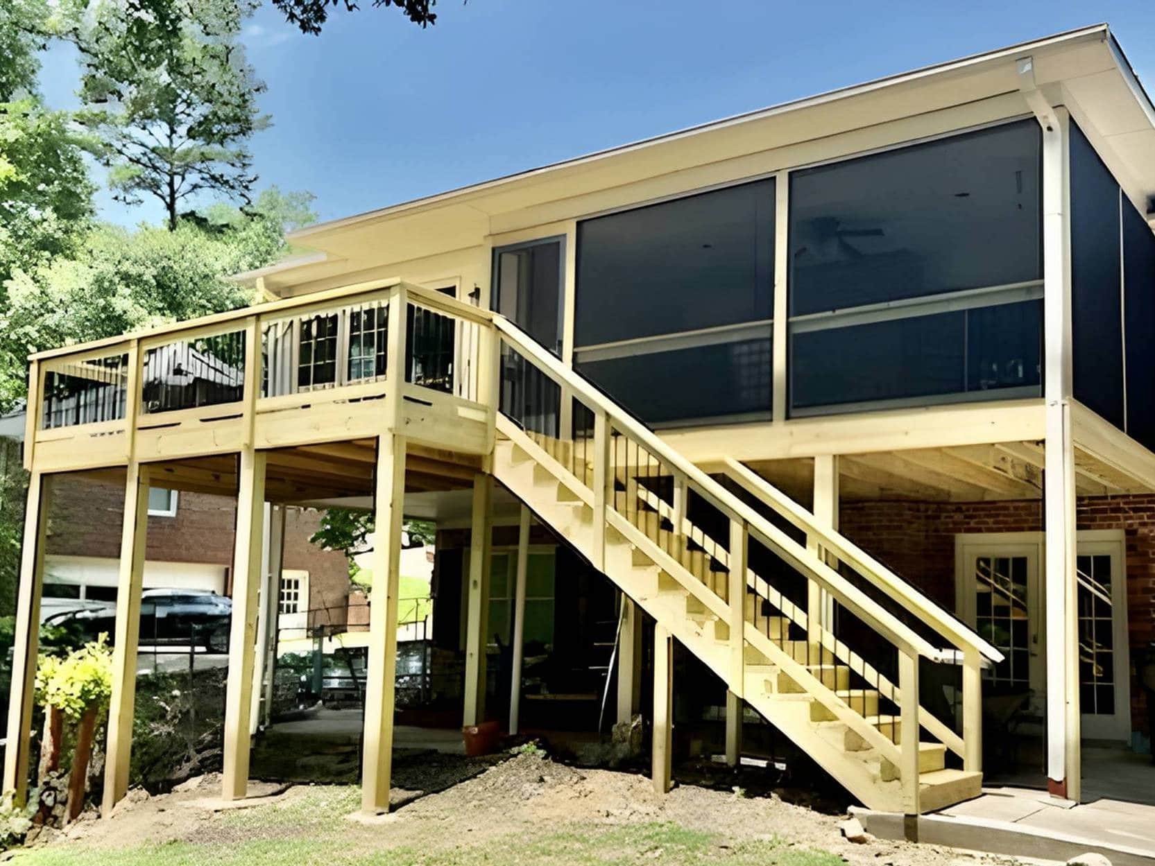 Findley Alabama Decks and Exteriors Pressure Treated Deck SCREENEZE Deckorator Aluminum Balusters Birmingham Hoover Pelham 7